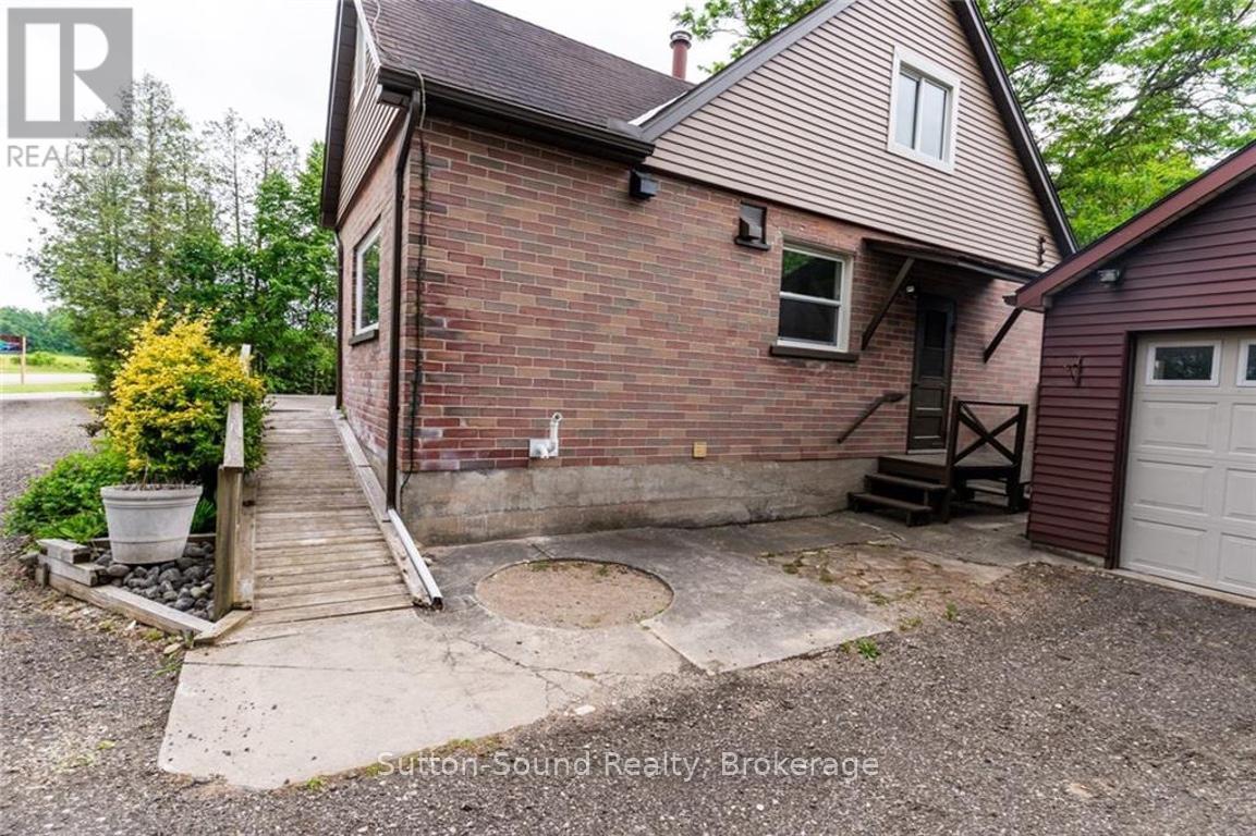 657 Brant Waterloo Road E, Brant, Ontario  N0B 1E0 - Photo 31 - X12402718