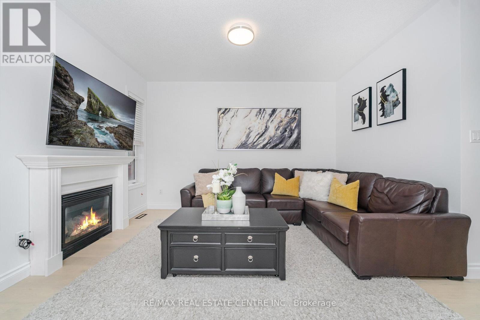118 Connolly Crescent, Brampton, Ontario  L6R 0E3 - Photo 16 - W12426472