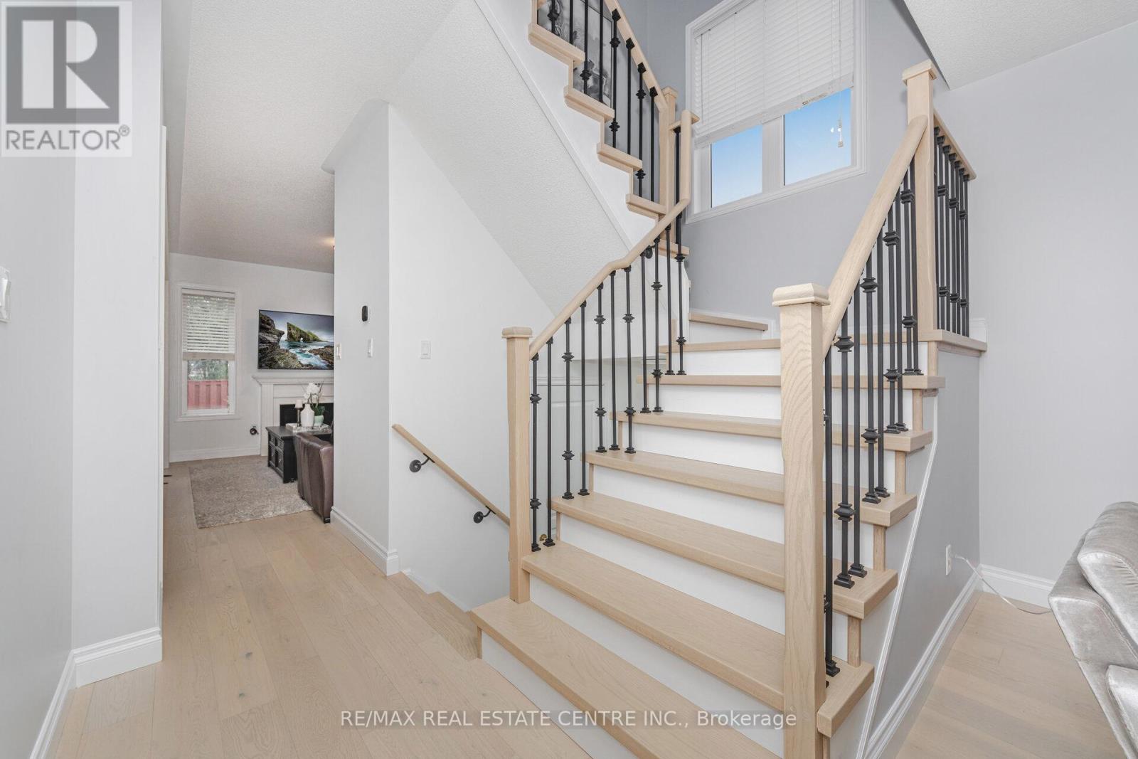 118 Connolly Crescent, Brampton, Ontario  L6R 0E3 - Photo 21 - W12426472