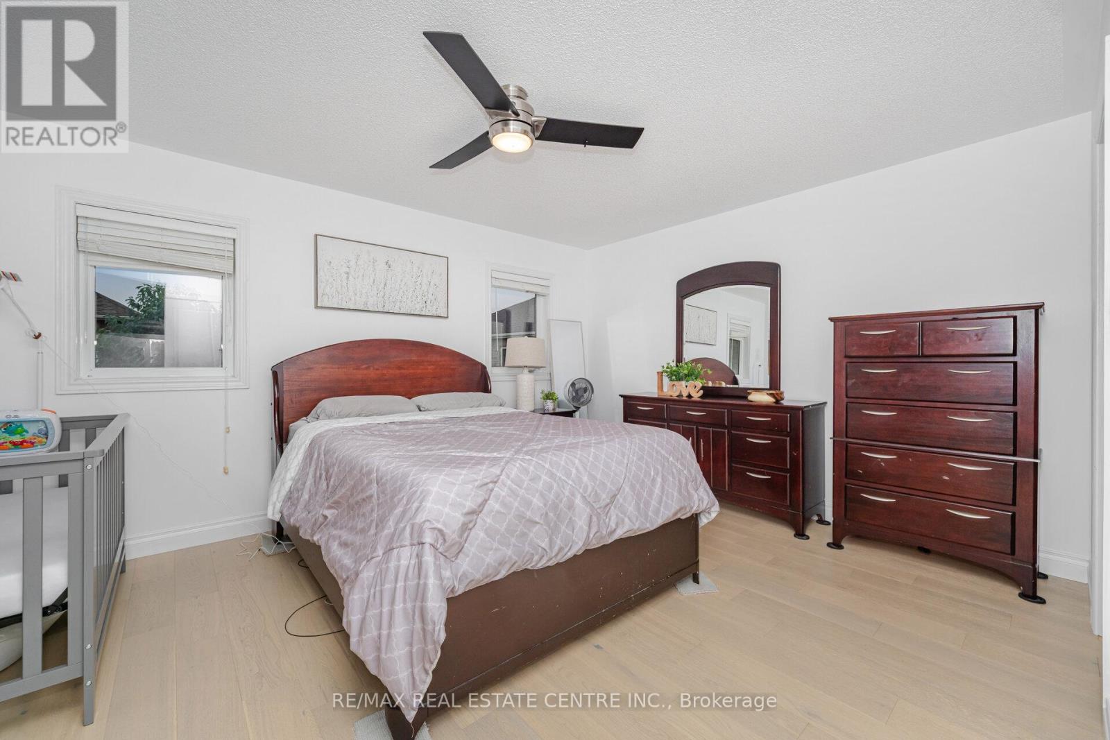 118 Connolly Crescent, Brampton, Ontario  L6R 0E3 - Photo 23 - W12426472