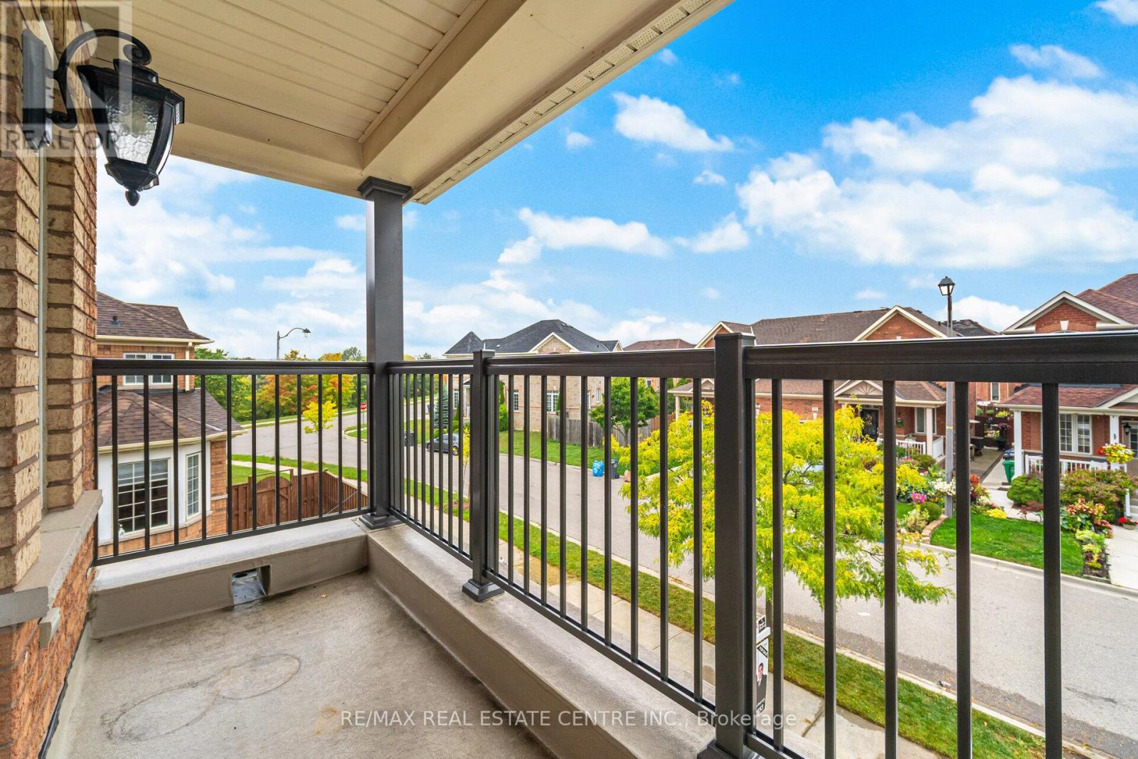 118 Connolly Crescent, Brampton, Ontario  L6R 0E3 - Photo 30 - W12426472
