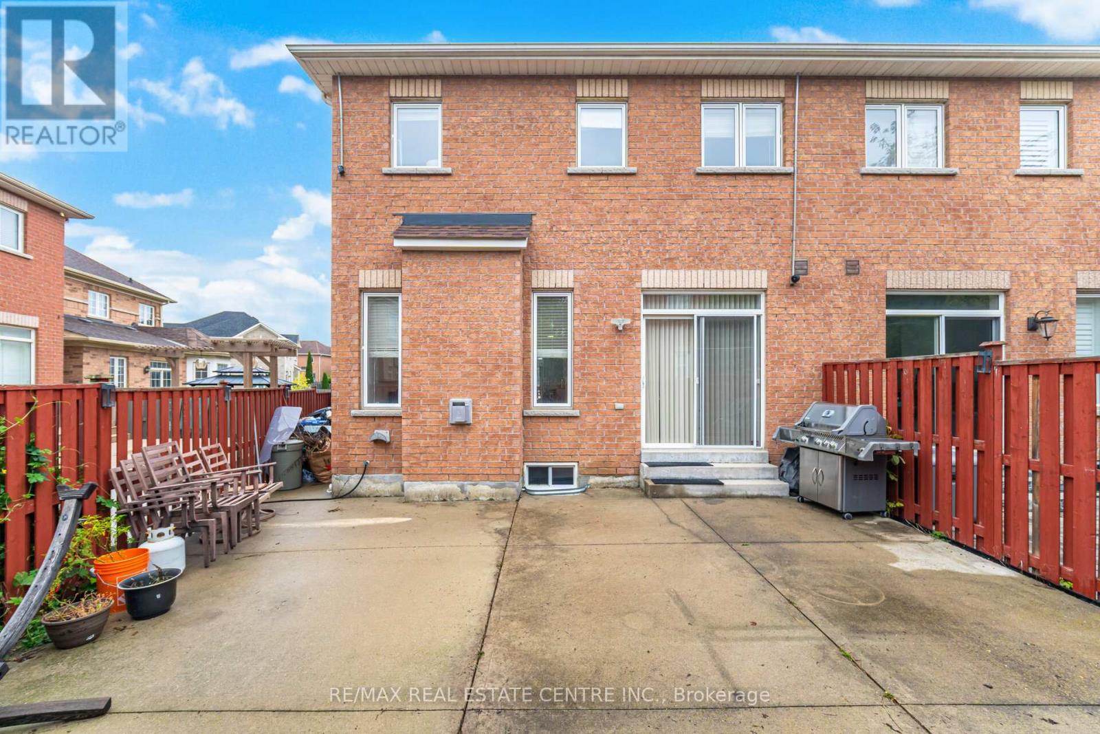 118 Connolly Crescent, Brampton, Ontario  L6R 0E3 - Photo 48 - W12426472
