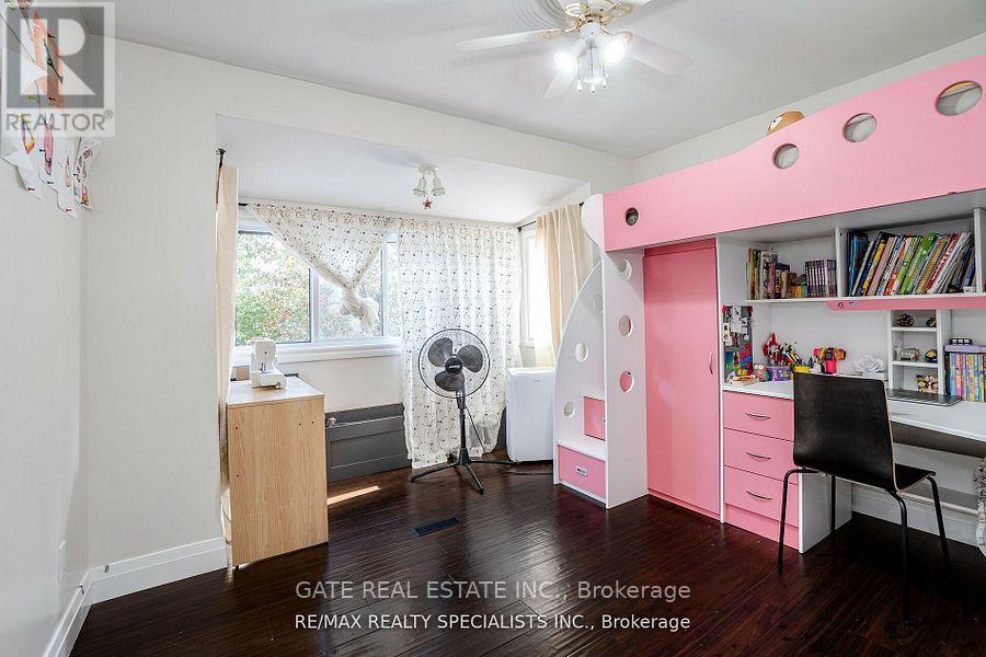 32 Panda Lane, Brampton, Ontario  L6S 5B7 - Photo 10 - W12426527