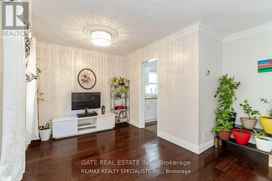 32 Panda Lane, Brampton, Ontario  L6S 5B7 - Photo 27 - W12426527