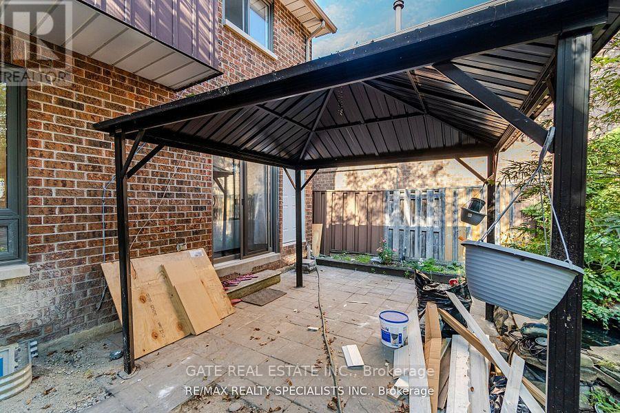32 Panda Lane, Brampton, Ontario  L6S 5B7 - Photo 35 - W12426527
