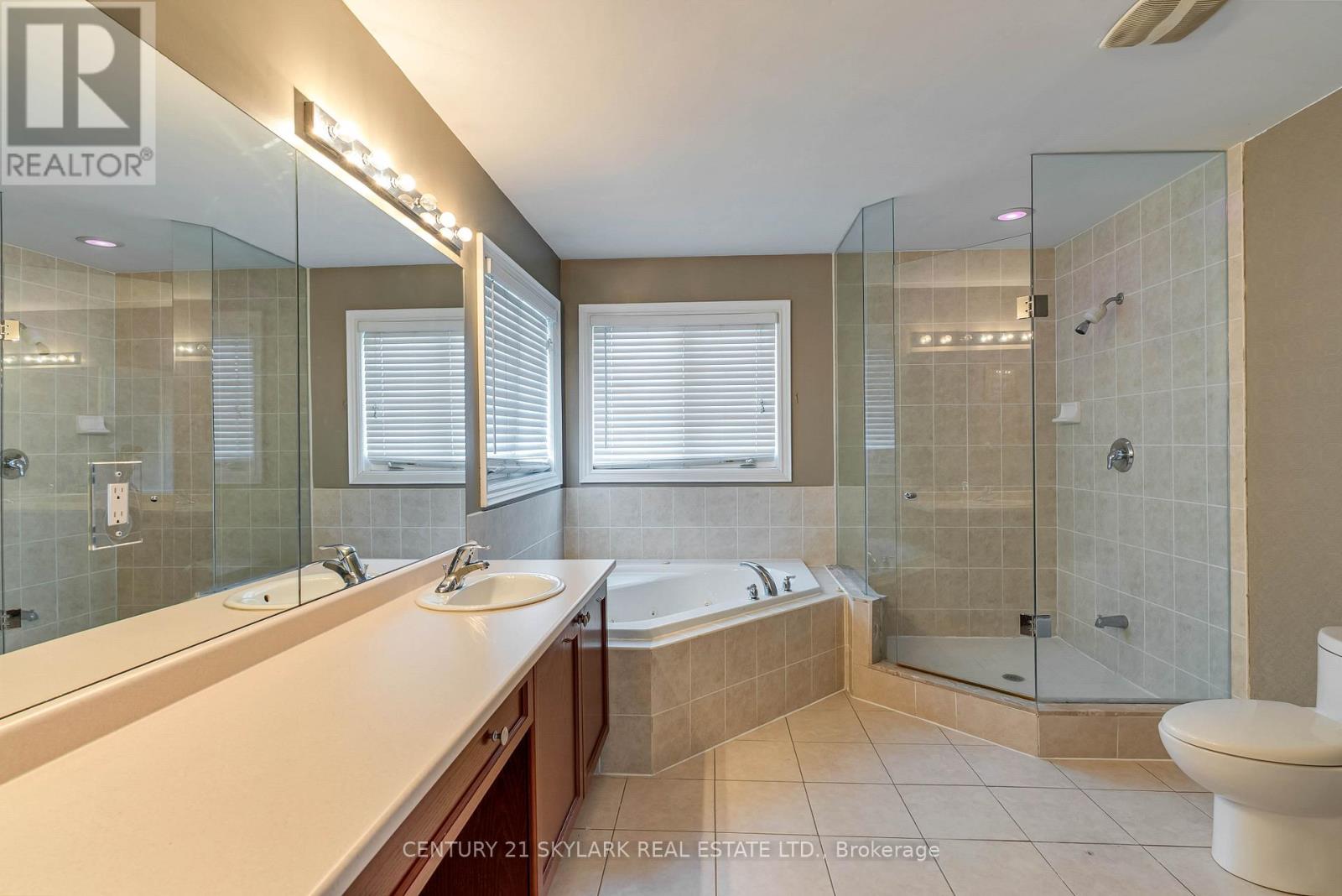 64 Jacksonville Drive, Brampton, Ontario  L6P 2Z2 - Photo 38 - W12426586