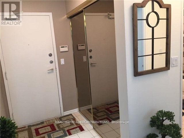602 - 325 Webb Drive, Mississauga, Ontario  L5B 3Z9 - Photo 7 - W12426599