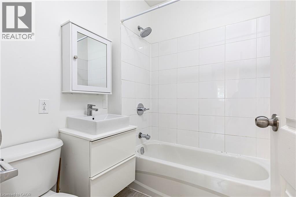 22 Myrtle Avenue, Hamilton, Ontario  L8M 2E9 - Photo 12 - 40751300