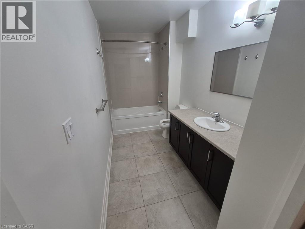 27 Bridge Street Unit# 304, Brantford, Ontario  N3T 3C9 - Photo 8 - 40769453