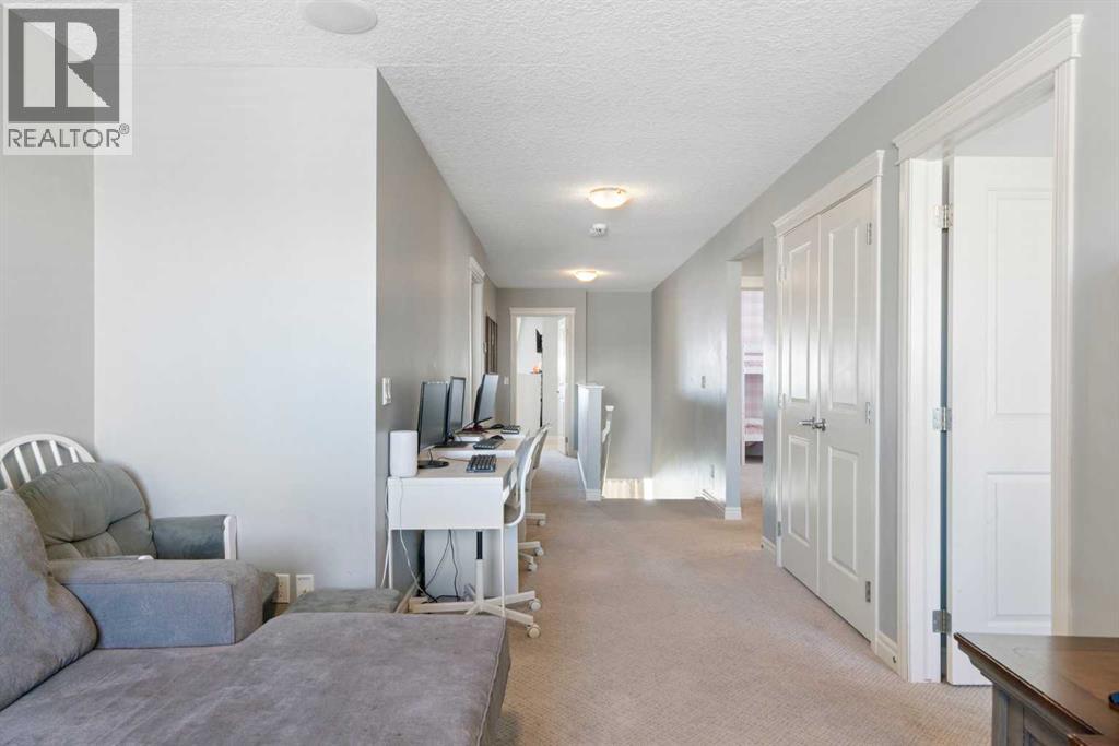 121 Heritage Hill, Cochrane, Alberta  T4C 0L3 - Photo 18 - A2257209