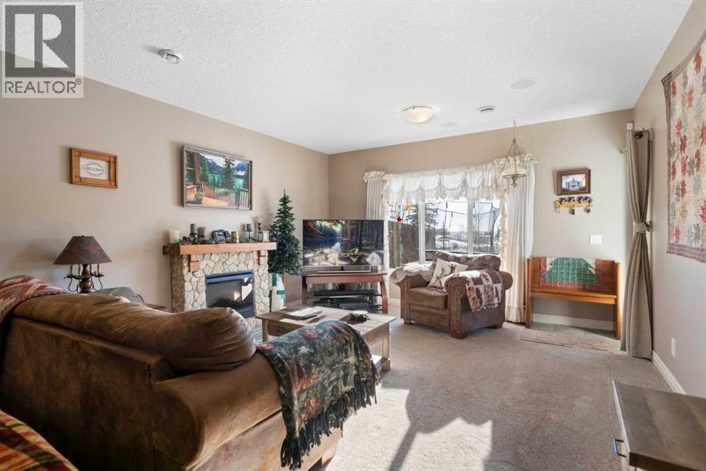121 Heritage Hill, Cochrane, Alberta  T4C 0L3 - Photo 32 - A2257209