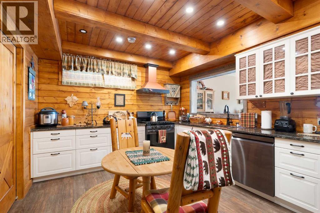 121 Heritage Hill, Cochrane, Alberta  T4C 0L3 - Photo 36 - A2257209