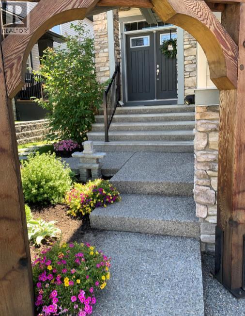 121 Heritage Hill, Cochrane, Alberta  T4C 0L3 - Photo 2 - A2257209