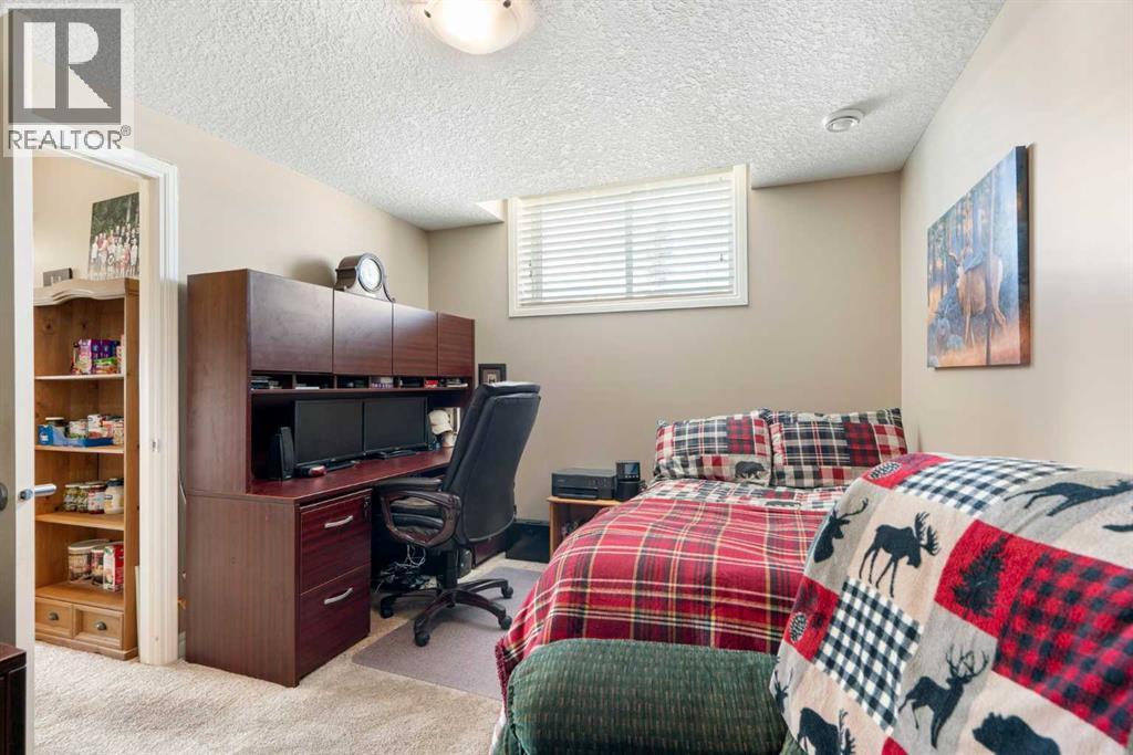 121 Heritage Hill, Cochrane, Alberta  T4C 0L3 - Photo 43 - A2257209