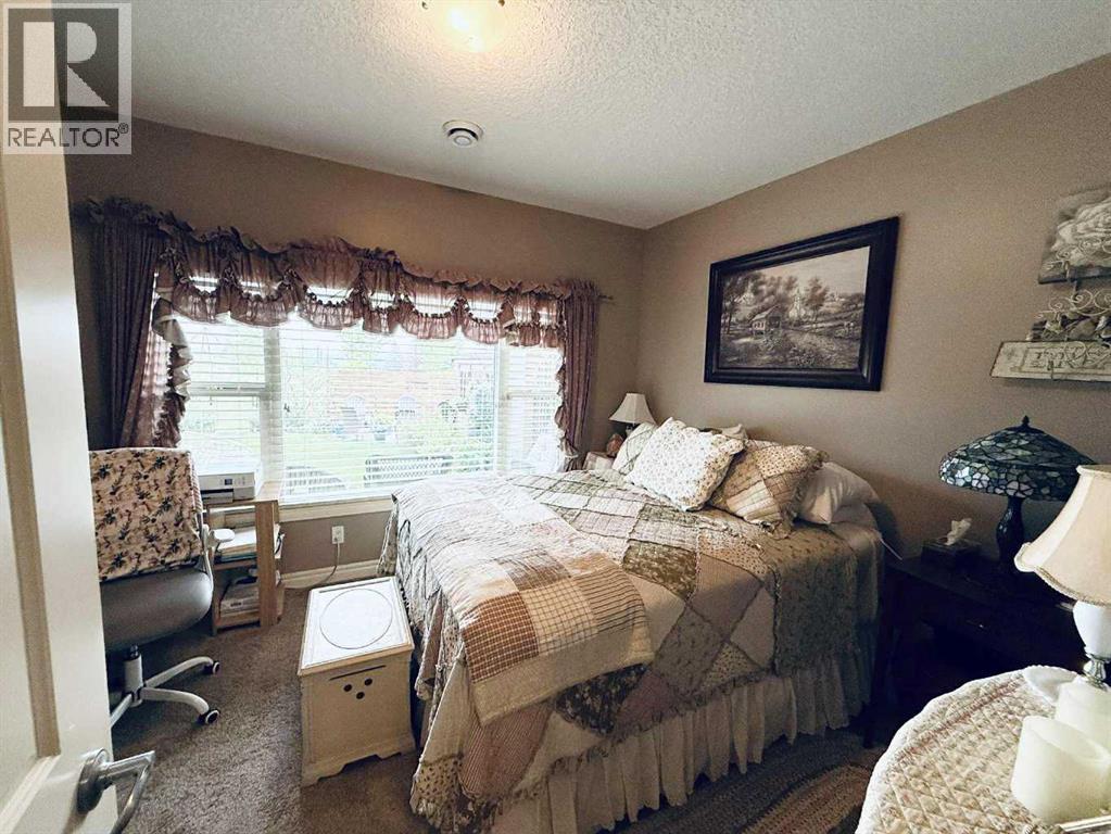 121 Heritage Hill, Cochrane, Alberta  T4C 0L3 - Photo 41 - A2257209