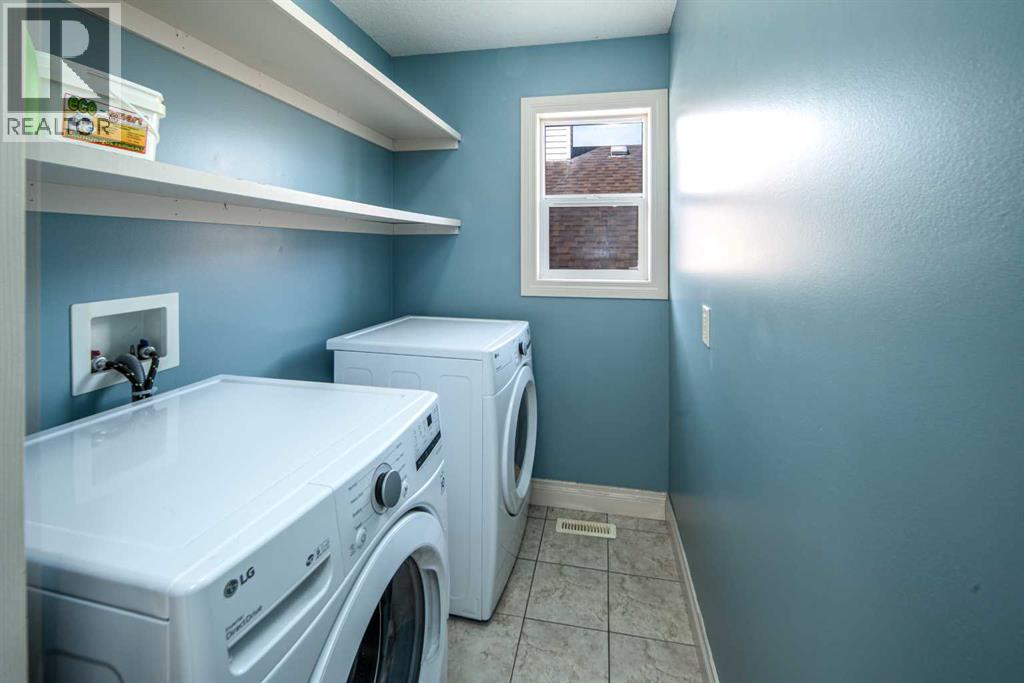 159 Royal Birkdale Crescent Nw, Calgary, Alberta  T3G 5R6 - Photo 35 - A2258968