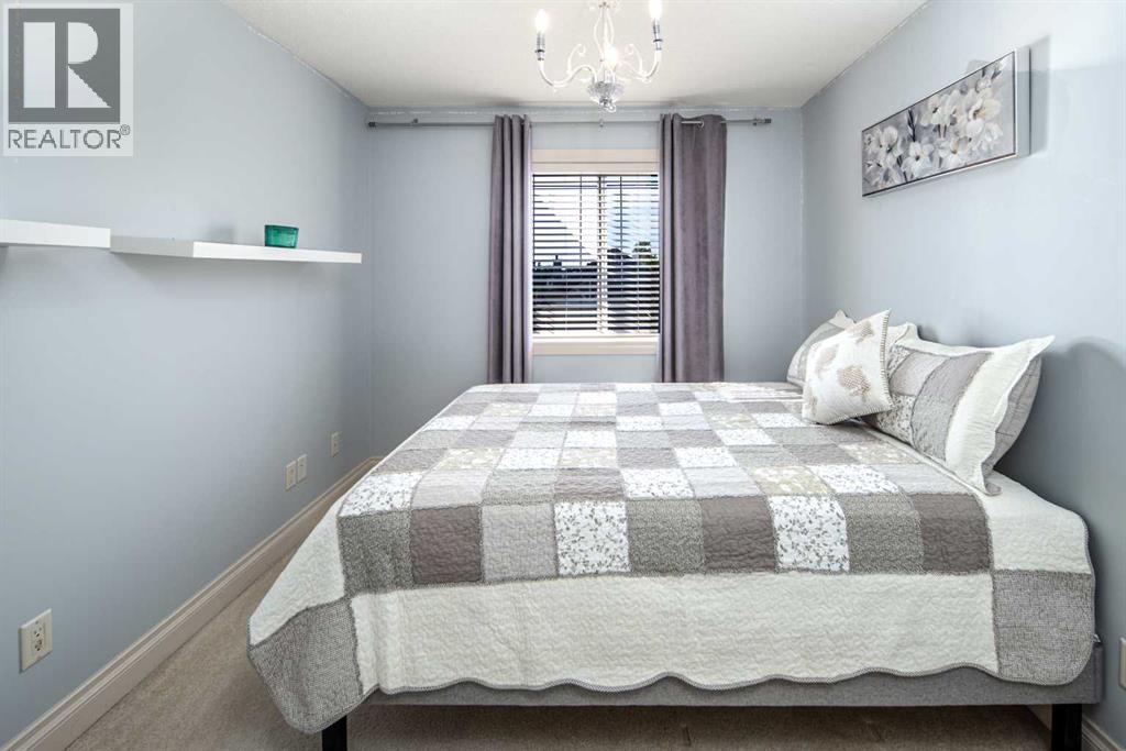 159 Royal Birkdale Crescent Nw, Calgary, Alberta  T3G 5R6 - Photo 31 - A2258968