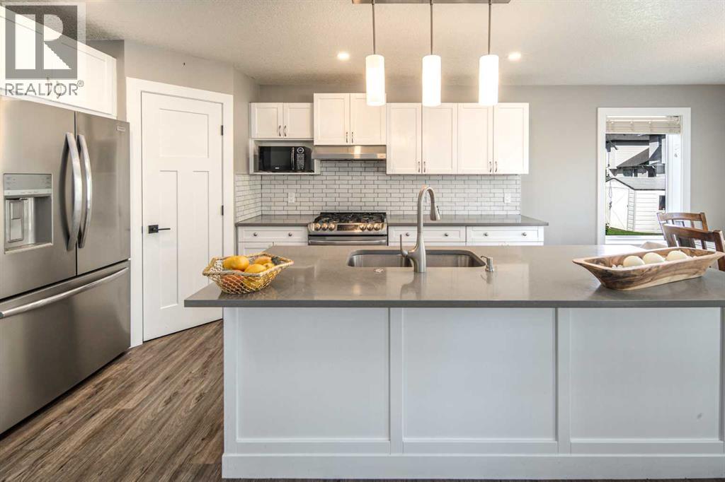 159 Royal Birkdale Crescent Nw, Calgary, Alberta  T3G 5R6 - Photo 13 - A2258968