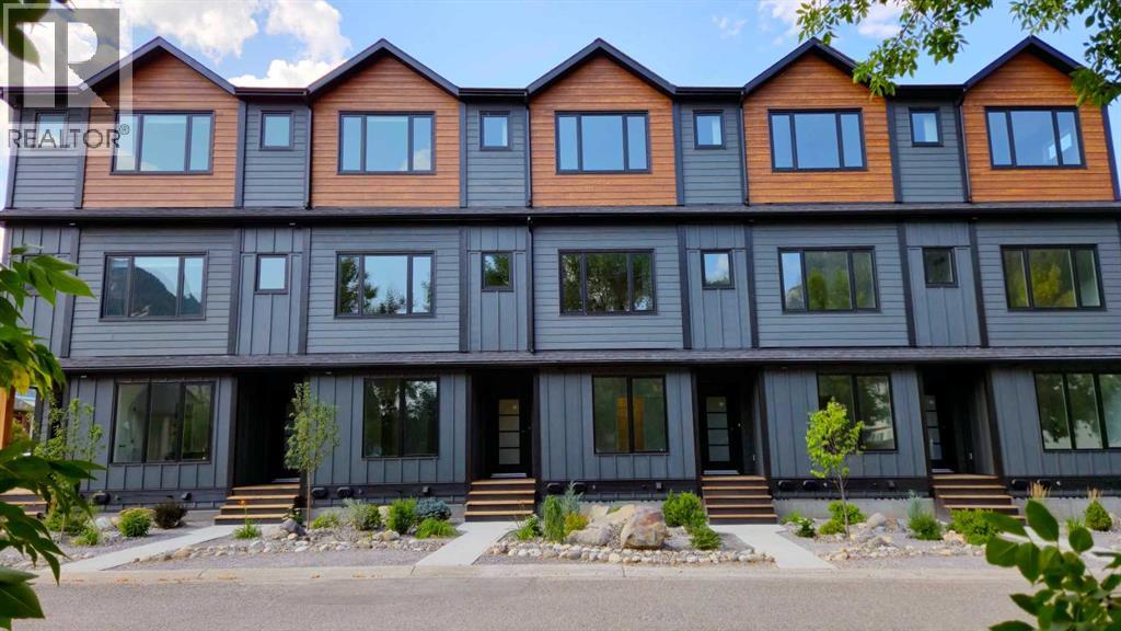 3, 2102 131 Street, Blairmore, Alberta