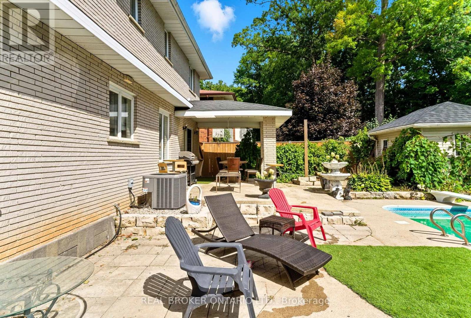 267 Memorial Drive, Brantford, Ontario  N3R 7G6 - Photo 36 - X12426533