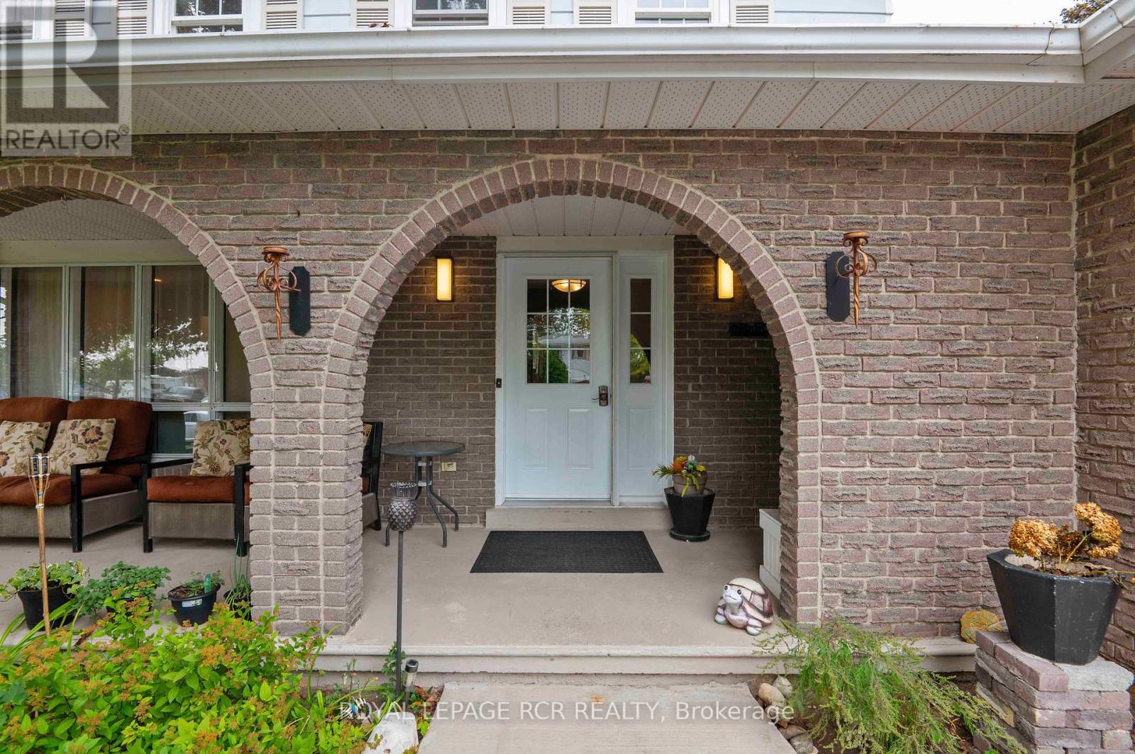 18 Spruyt Avenue, East Luther Grand Valley, Ontario  L9W 5X4 - Photo 4 - X12426568