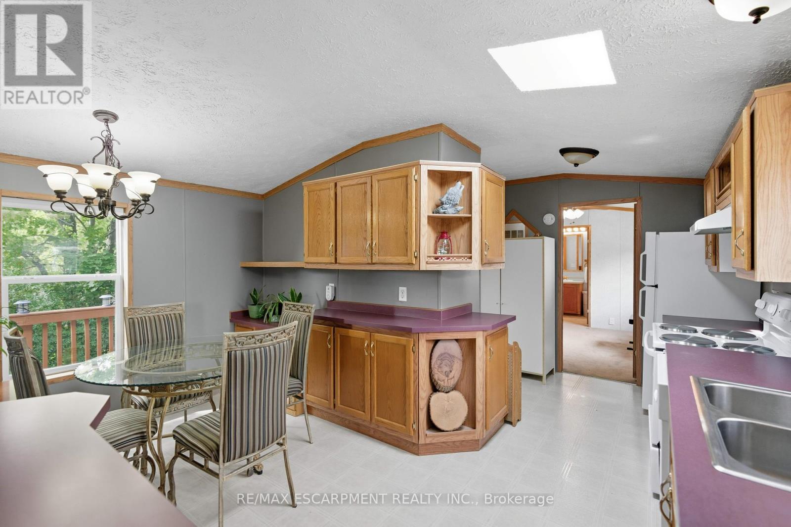 31 - 1294 8th Concession Road W, Hamilton, Ontario  N0B 2J0 - Photo 5 - X12426576