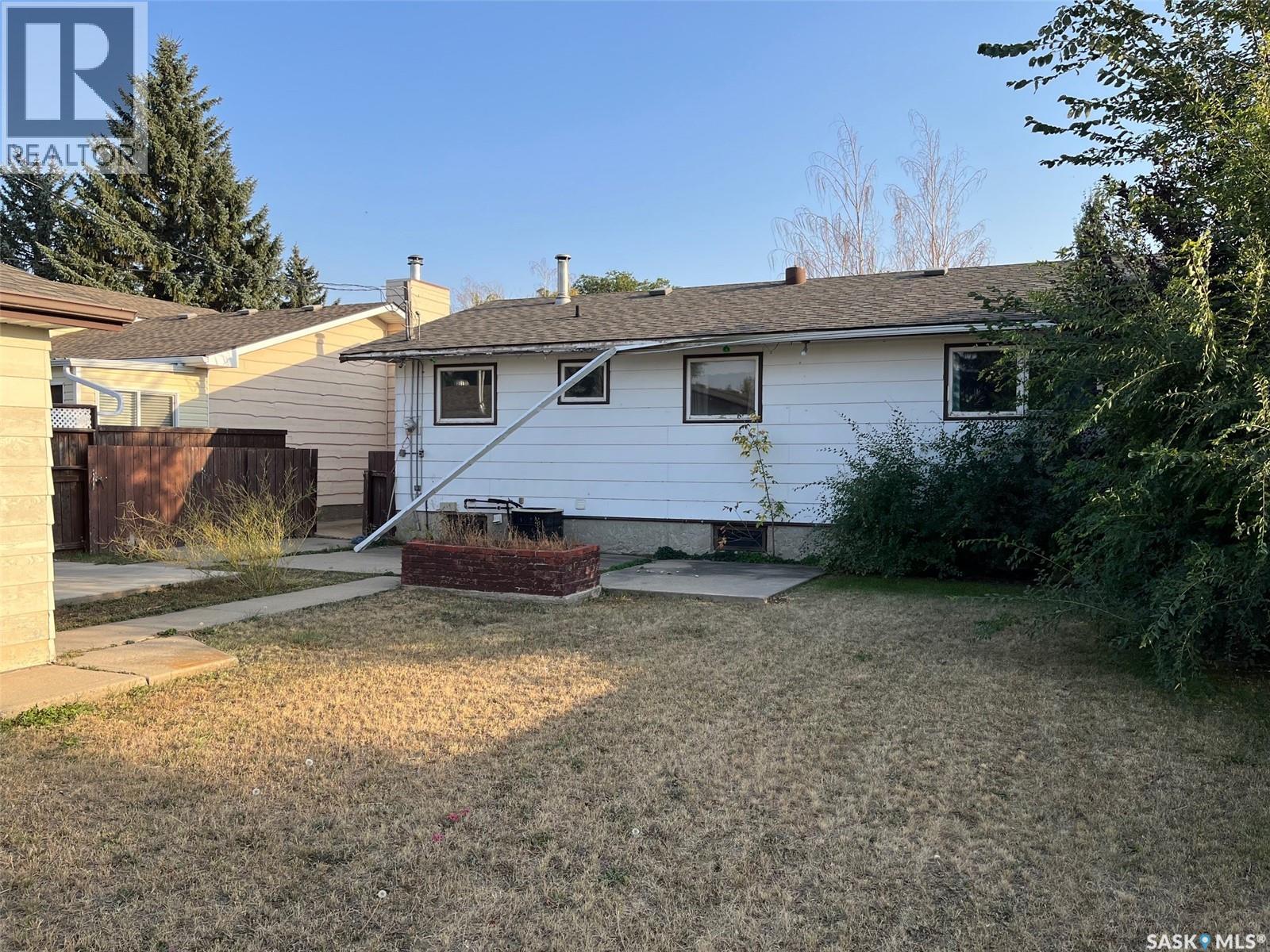 1530 Glendale Street, Moose Jaw, Saskatchewan  S6H 7A1 - Photo 11 - SK019369