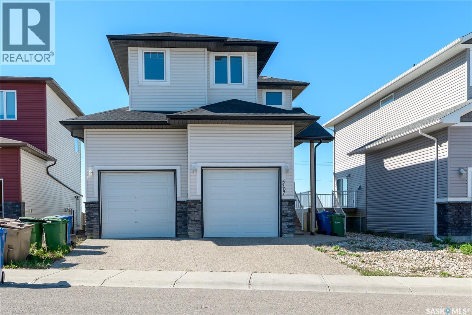 5707 Glide CRESCENT, Regina, Saskatchewan