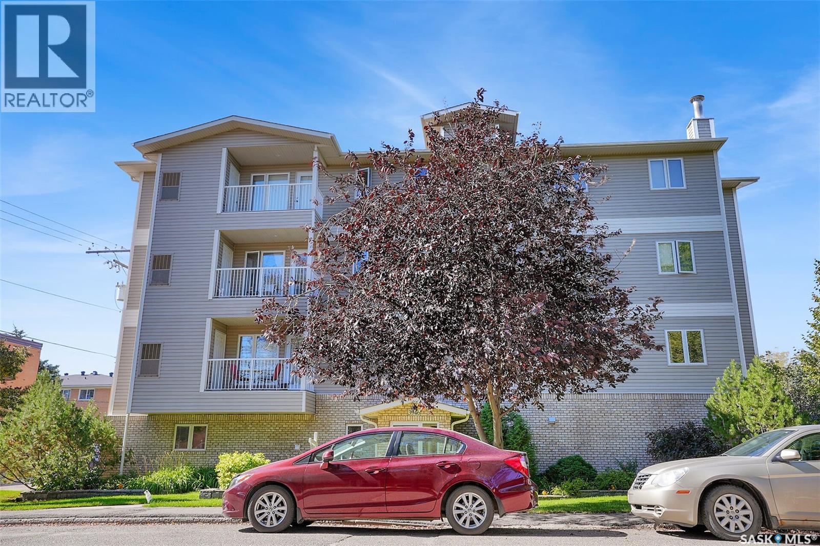 403 3946 Robinson STREET, Regina, Saskatchewan