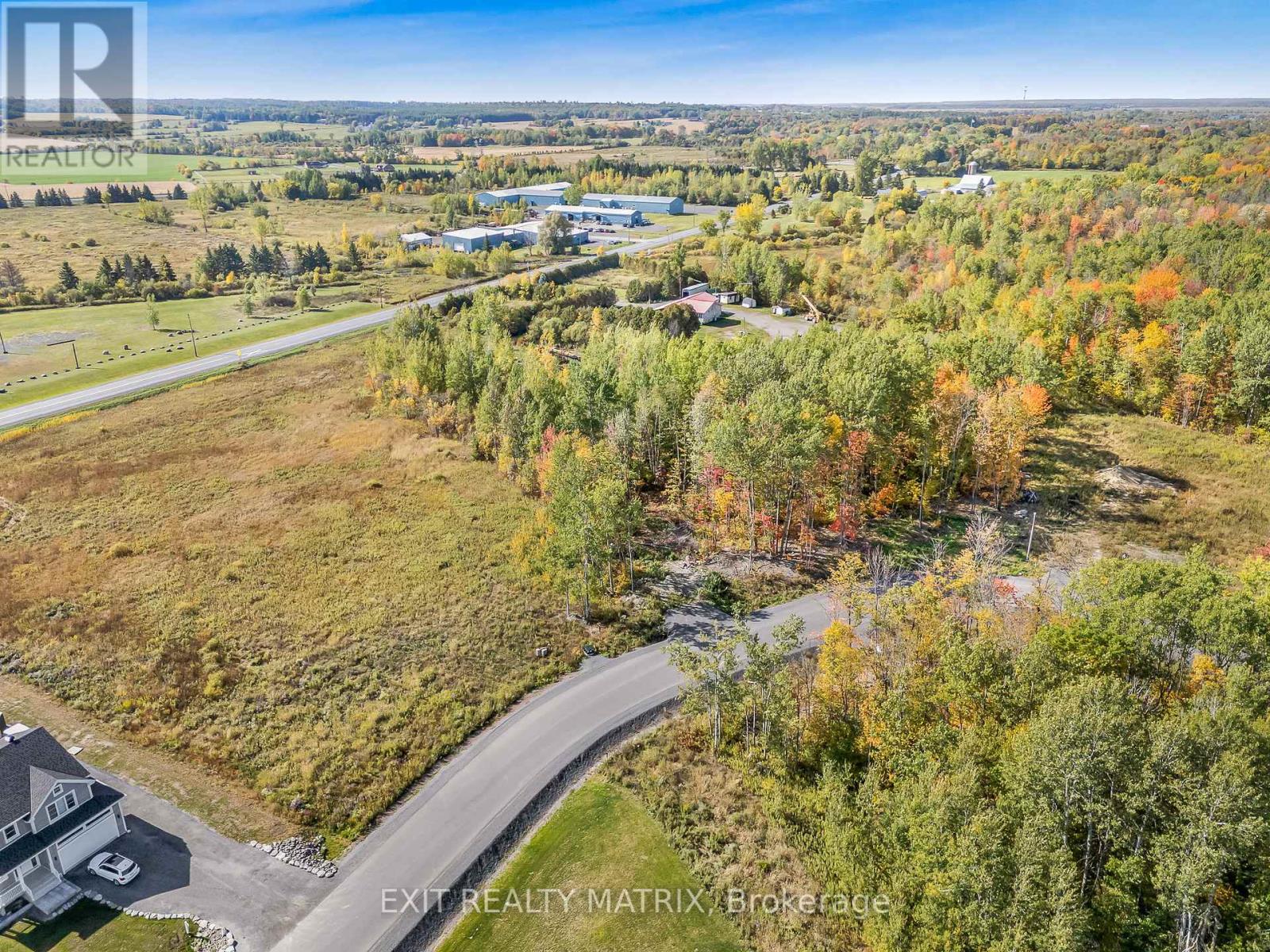 102 Soulanges Street, Champlain, Ontario  K0B 1K0 - Photo 4 - X12426705