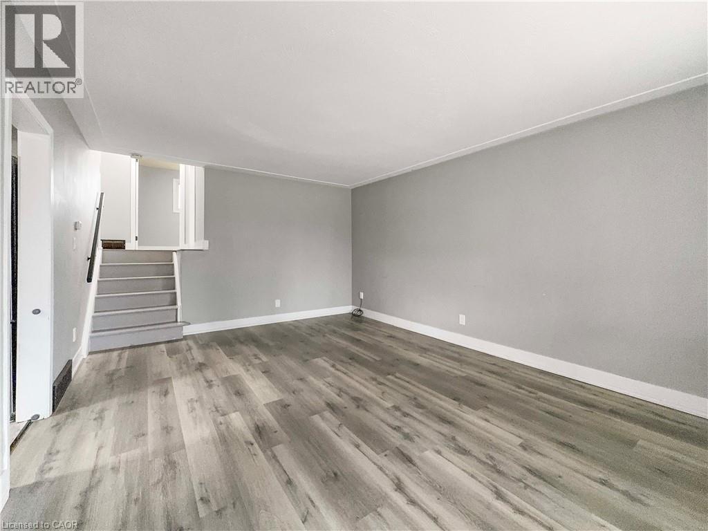 14 Anson Avenue, Hamilton, Ontario  L8T 2X3 - Photo 6 - 40773276