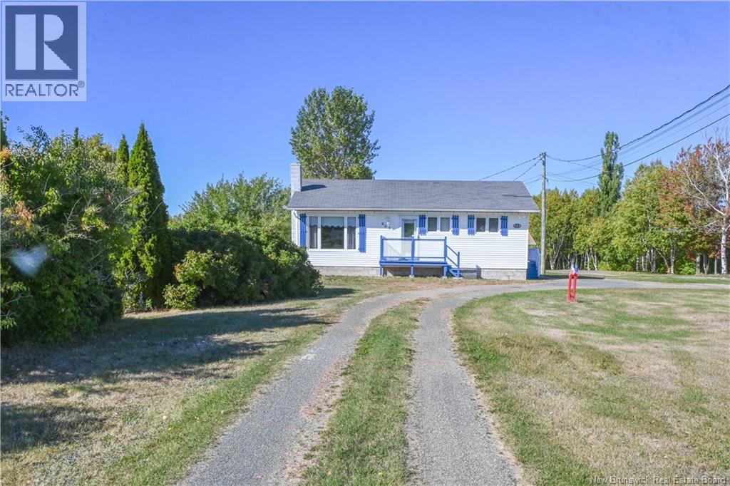 908 Saint-Joseph Boulevard, Saint-Léolin, New Brunswick  E8N 2P8 - Photo 1 - NB127400