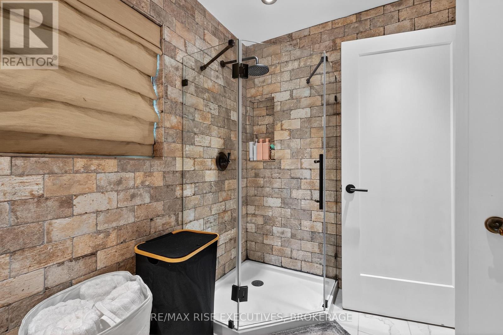 973 Foster Bay Lane, Leeds And The Thousand Islands, Ontario  K0E 1B0 - Photo 18 - X12426727