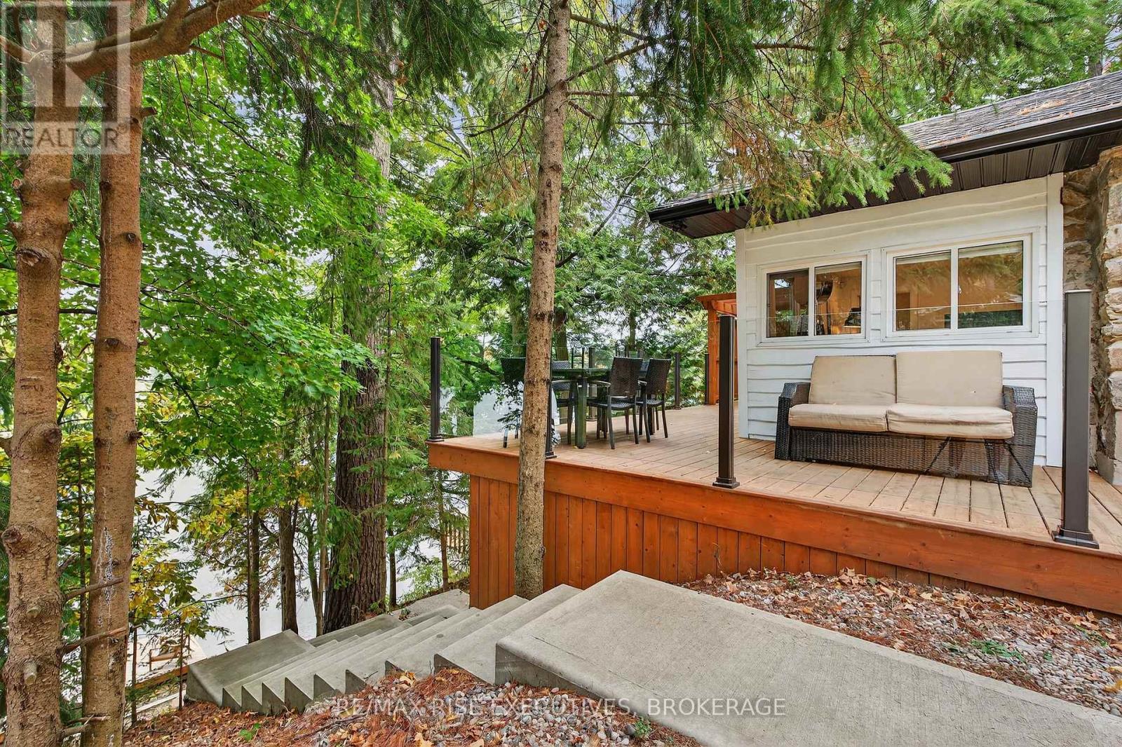 973 Foster Bay Lane, Leeds And The Thousand Islands, Ontario  K0E 1B0 - Photo 33 - X12426727