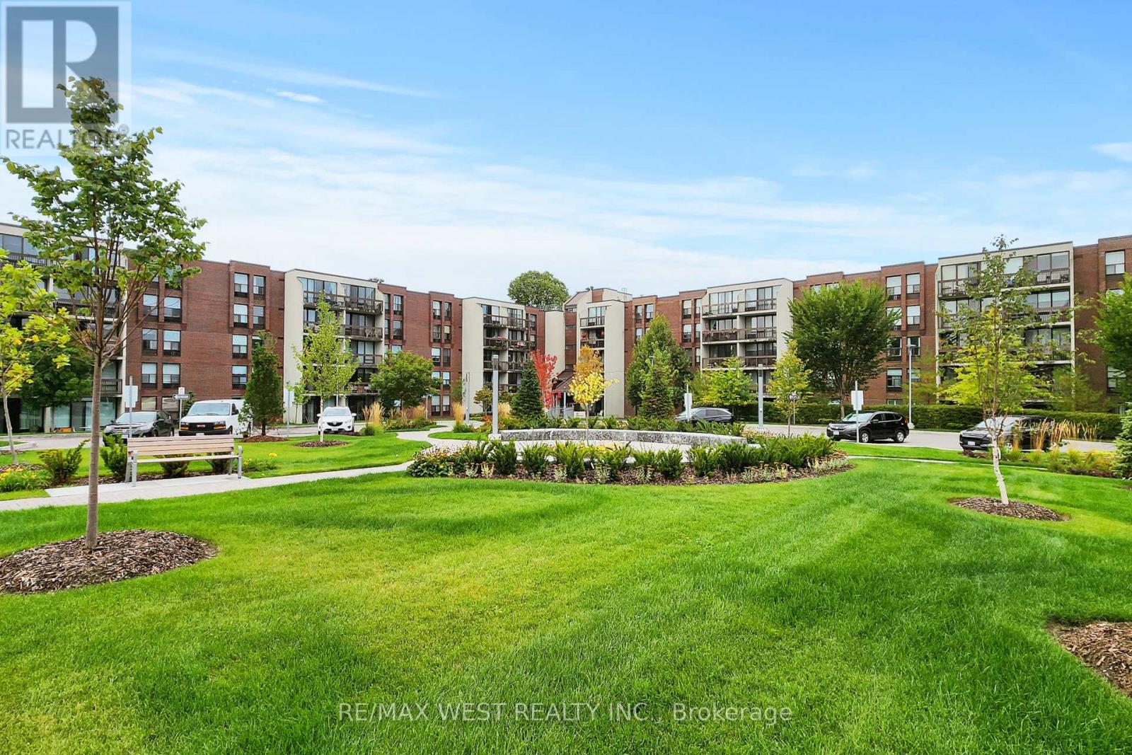 104 - 20 Fashion Rose Way, Toronto, Ontario  M2N 6B5 - Photo 1 - C12426645