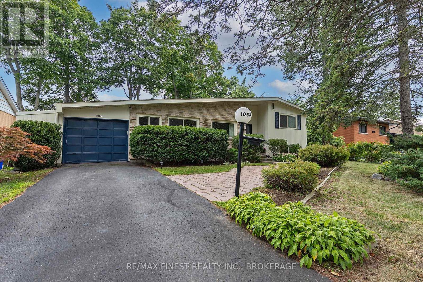 1088 Johnson Street, Kingston, Ontario  K7M 2N5 - Photo 2 - X12426784