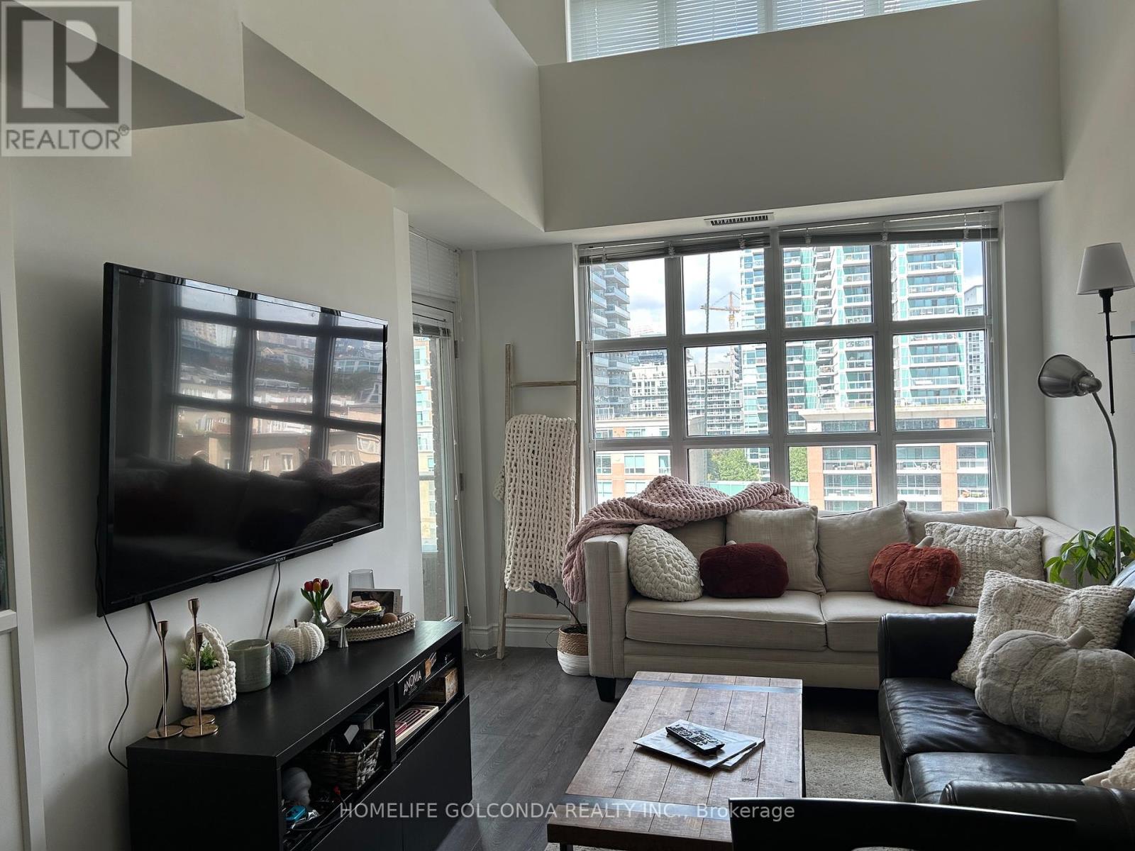 912 - 65 East Liberty Street, Toronto, Ontario  M6K 3A2 - Photo 4 - C12426654