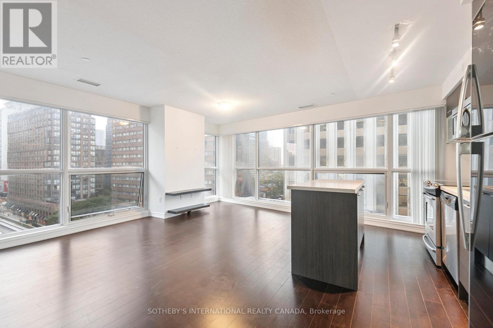 602 - 386 Yonge Street, Toronto, Ontario  M5B 0A5 - Photo 9 - C12426655