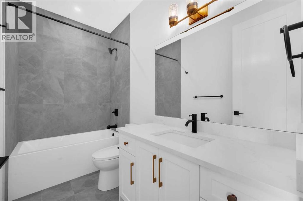 223 29 Avenue Nw, Calgary, Alberta  T2M 2M2 - Photo 10 - A2229022
