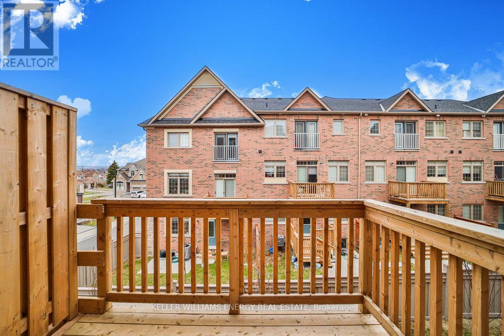 4 Healthcote Lane, Ajax, Ontario  L1Z 0V2 - Photo 18 - E12426787