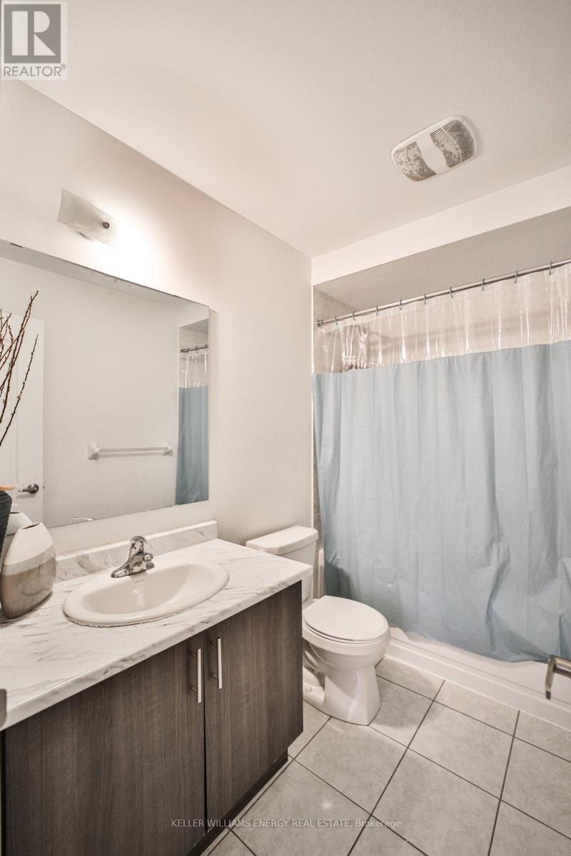 4 Healthcote Lane, Ajax, Ontario  L1Z 0V2 - Photo 32 - E12426787