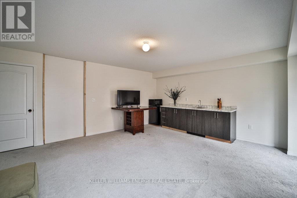 4 Healthcote Lane, Ajax, Ontario  L1Z 0V2 - Photo 35 - E12426787