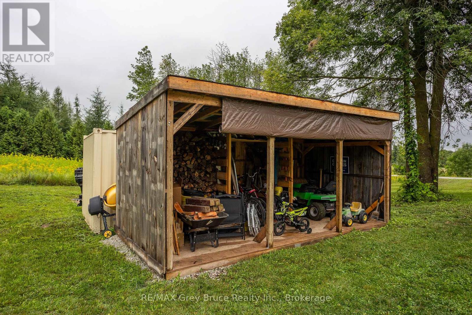 101530 Side Road 9, Georgian Bluffs, Ontario  N0H 2N0 - Photo 16 - X12426768