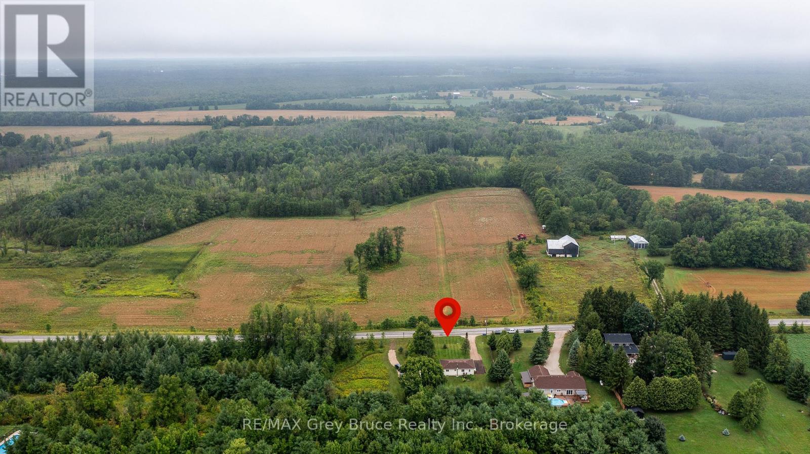 101530 Side Road 9, Georgian Bluffs, Ontario  N0H 2N0 - Photo 3 - X12426768