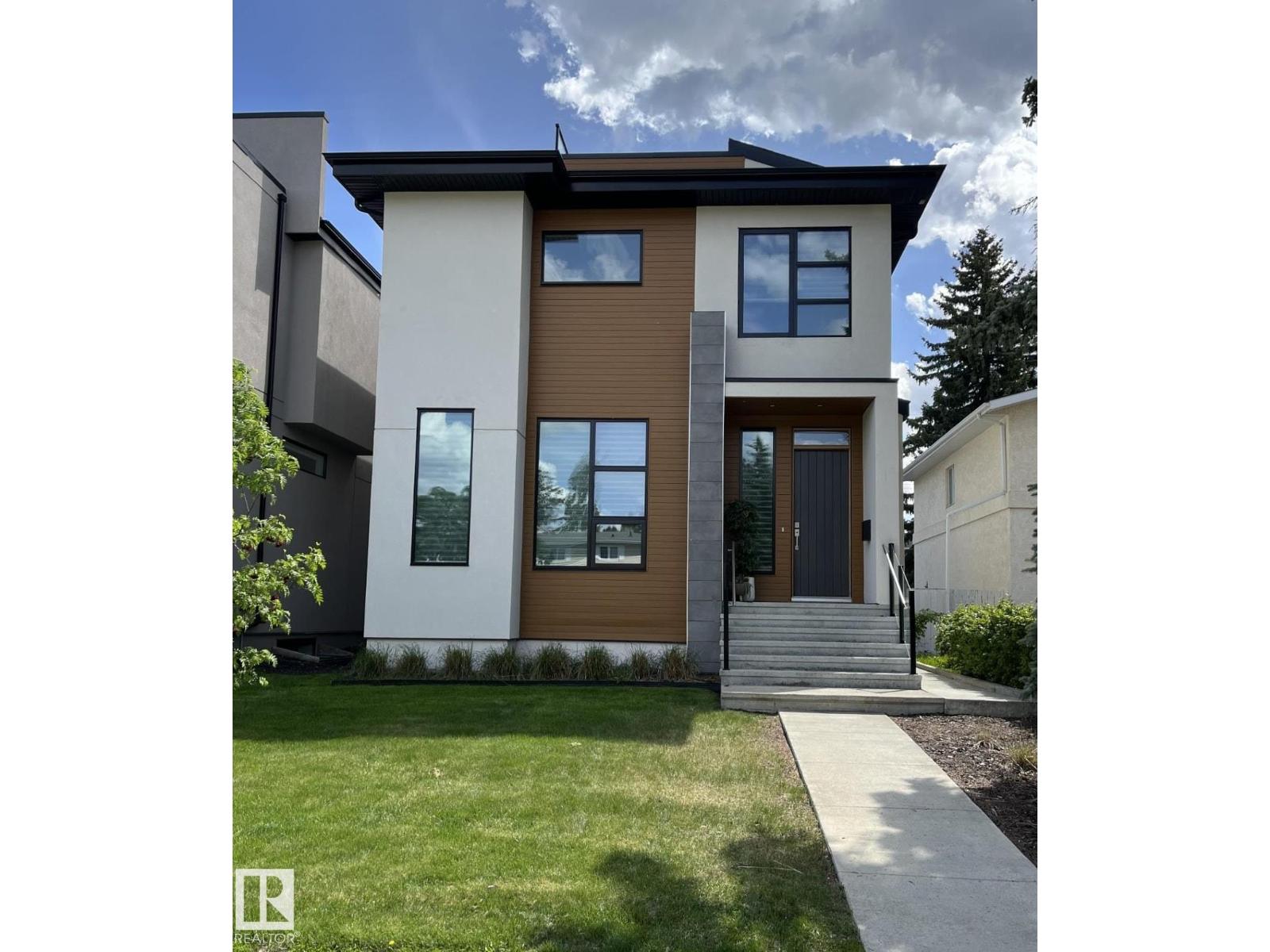 44a Valleyview Cr Nw, Edmonton, Alberta  T5R 5S4 - Photo 1 - E4430098
