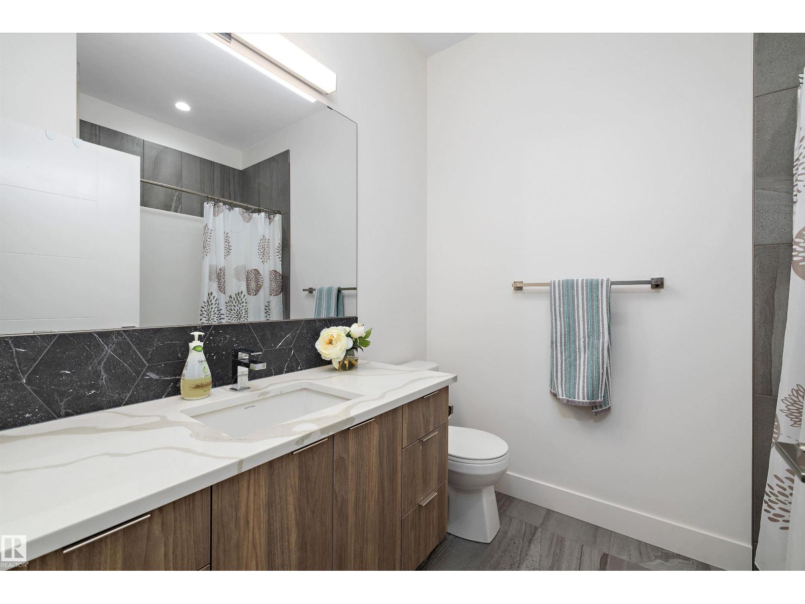 44a Valleyview Cr Nw, Edmonton, Alberta  T5R 5S4 - Photo 35 - E4430098