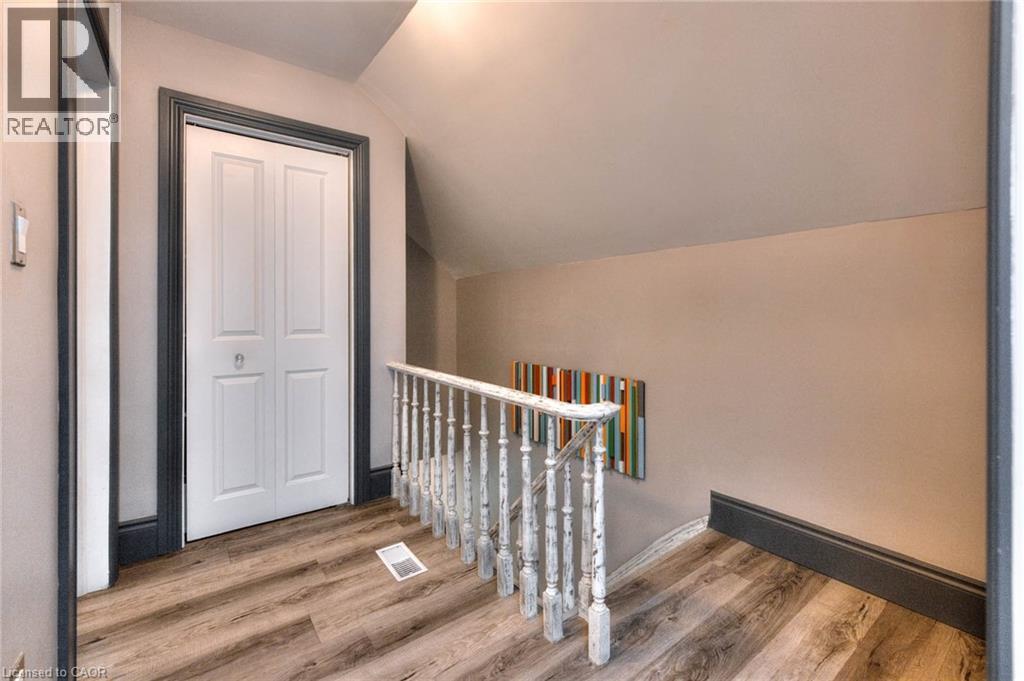 31 Andrew Street, Kitchener, Ontario  N2H 5R1 - Photo 18 - 40766876