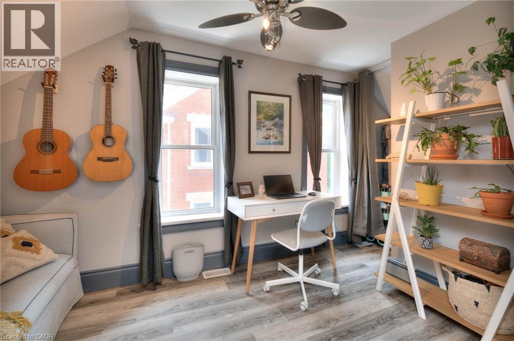 31 Andrew Street, Kitchener, Ontario  N2H 5R1 - Photo 22 - 40766876