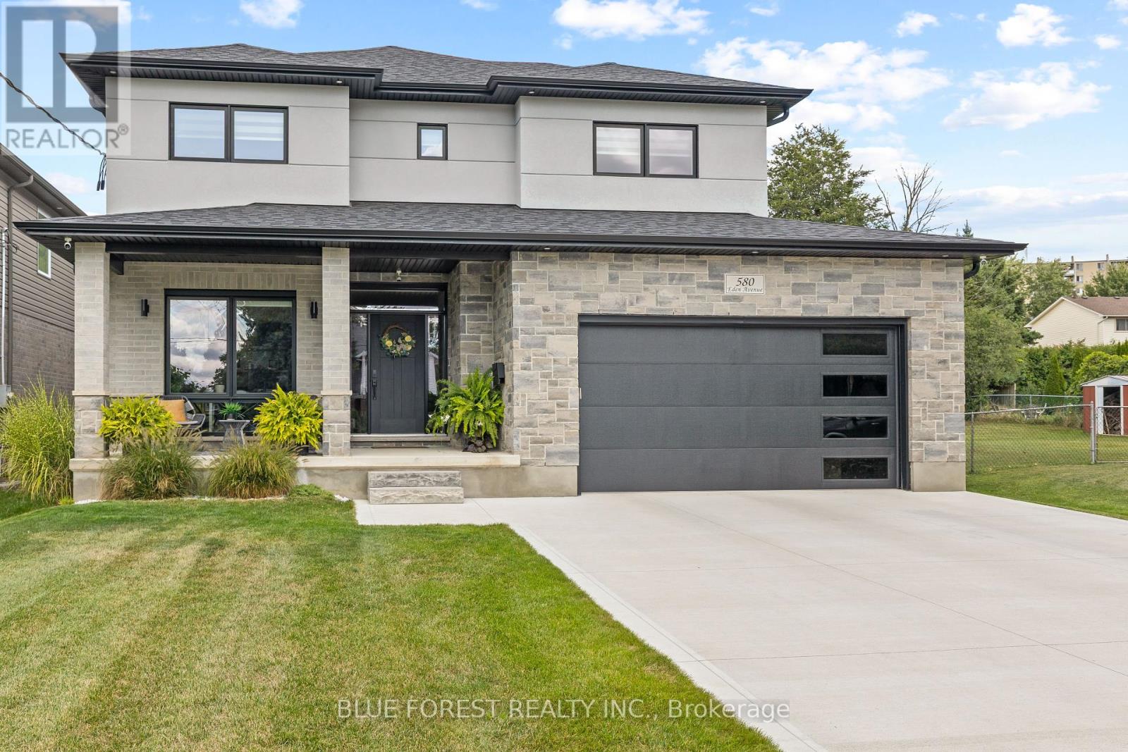 580 Eden Avenue, London South (South R), Ontario  N6C 2Z6 - Photo 1 - X12426713