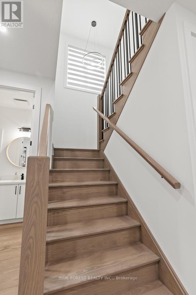 580 Eden Avenue, London South (South R), Ontario  N6C 2Z6 - Photo 19 - X12426713